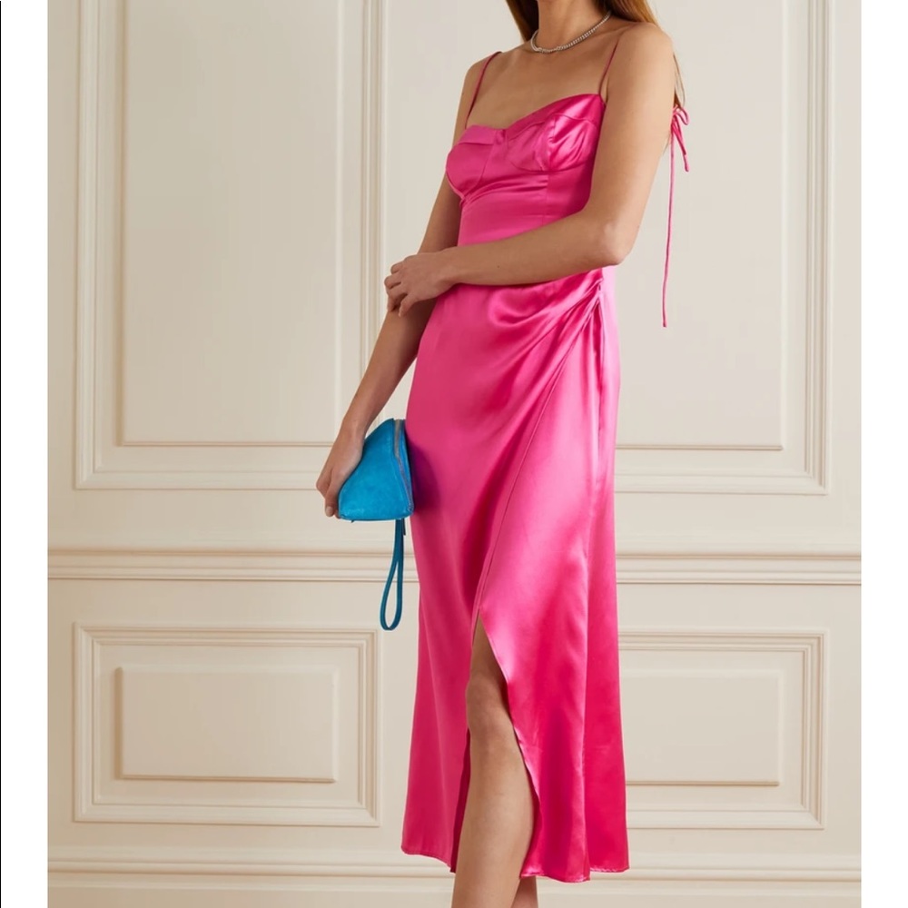 ⚡️PRICE DROP⚡️Reformation Marguerite gathered silk midi dress
